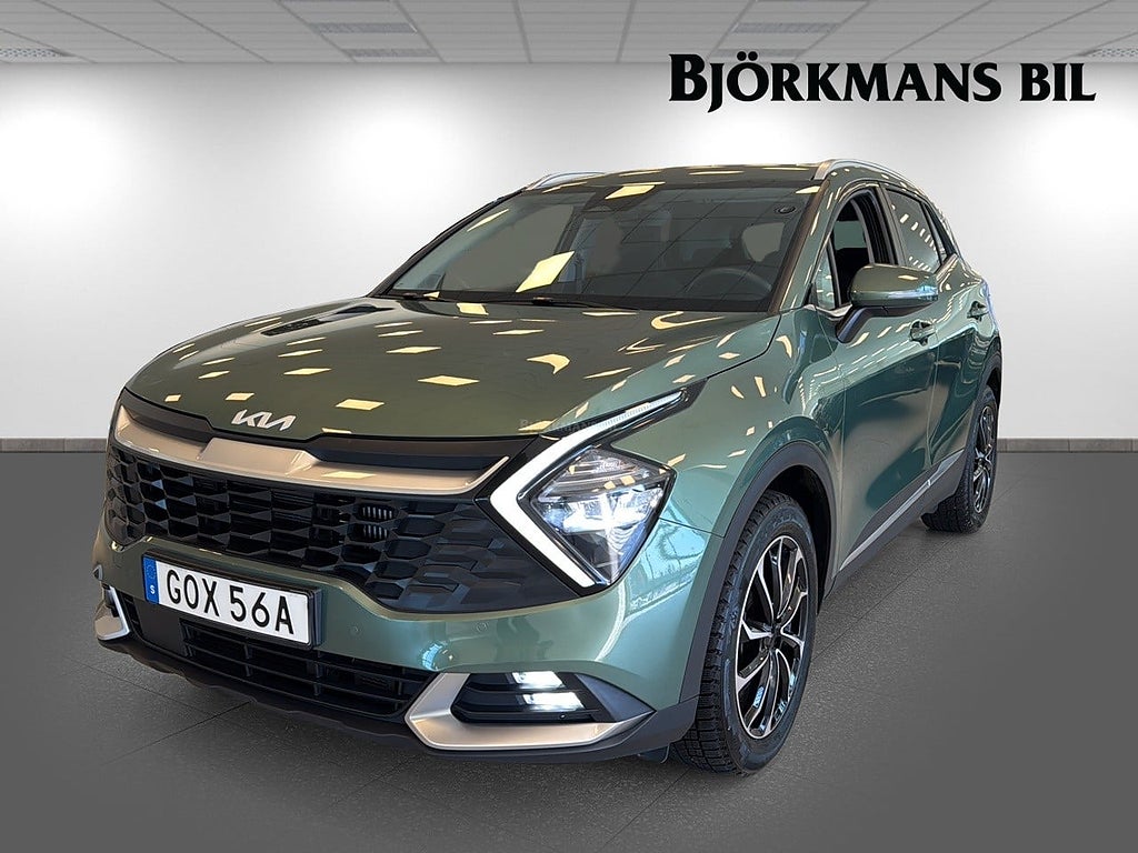 Kia Sportage PLUG IN HYBRID ACTION