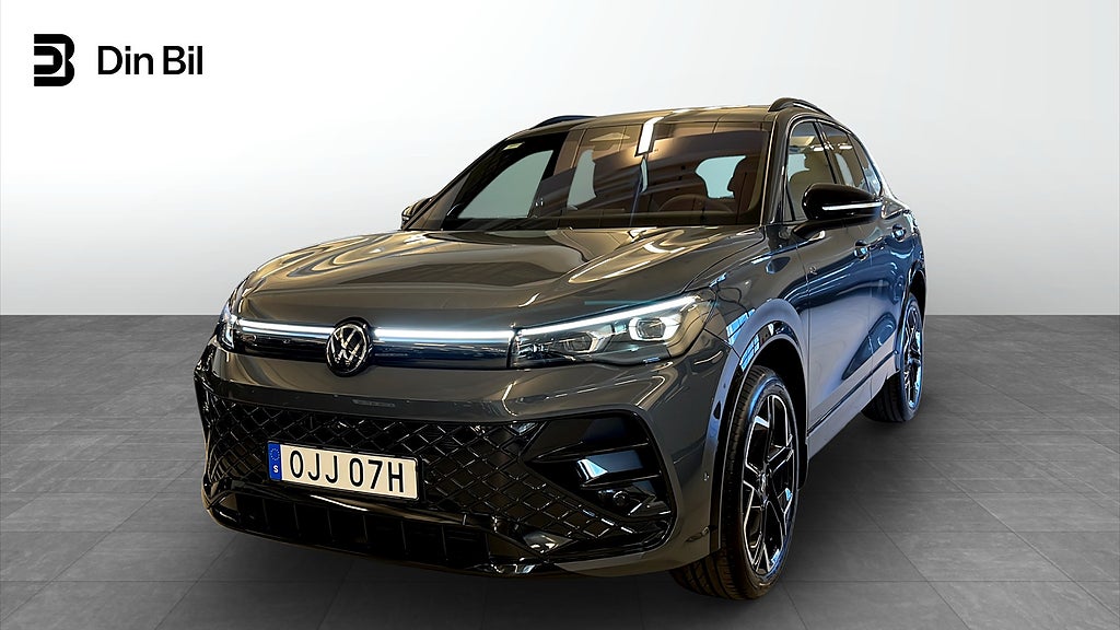 Volkswagen Tiguan R-LINE TDI 193HK DSG 4M PANORAMA/DRAG