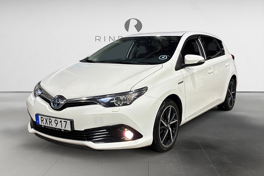Toyota Auris Hybrid 136 HK AUT INTENSE EDT BACKKAMERA M&K 9600MIL