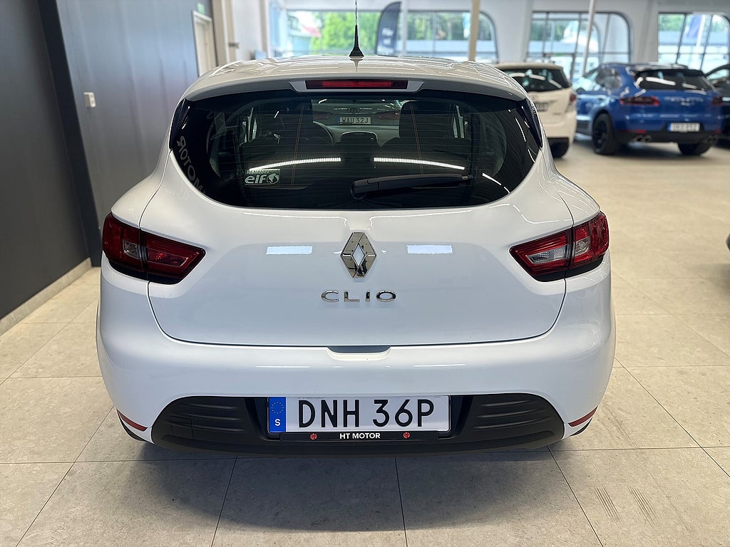 Renault Clio 0.9 TCe Manuell ZEN 90HK/NAV/Farthållare 4.99%