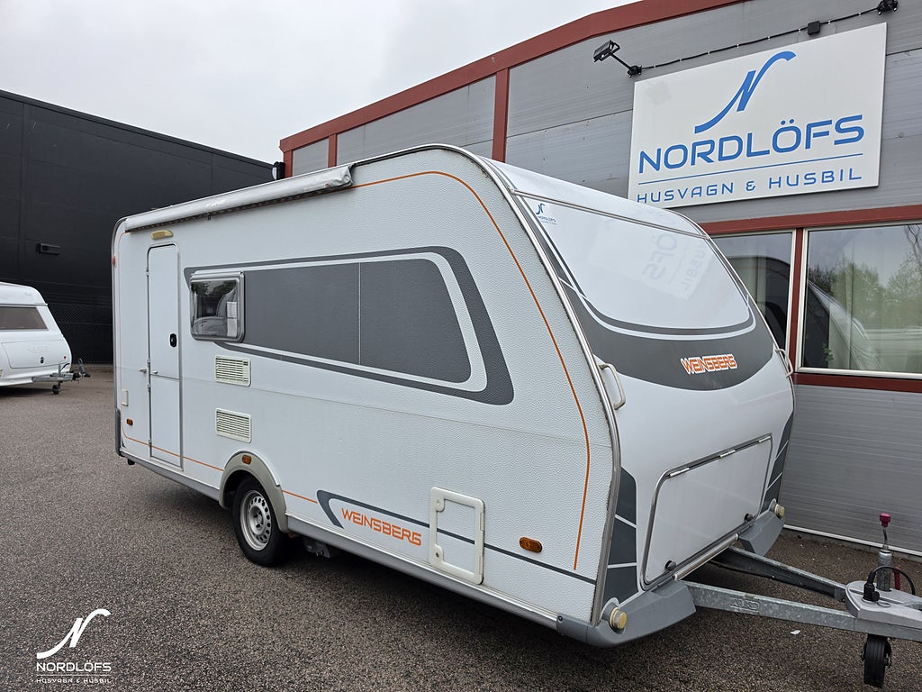 Weinsberg Caraone 440 FD 1100 kg / Mover / Förtält oanvänt / Markis