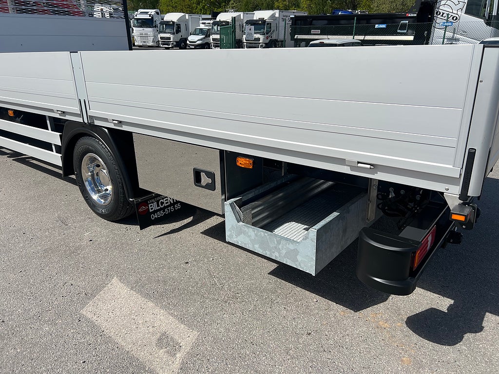 Iveco Daily 72C18 A8 Kranbil Palfinger Kran Fullutrustad