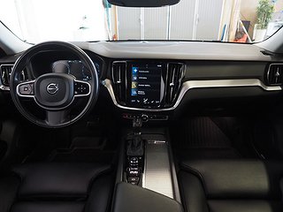 Kombi Volvo V60 13 av 25