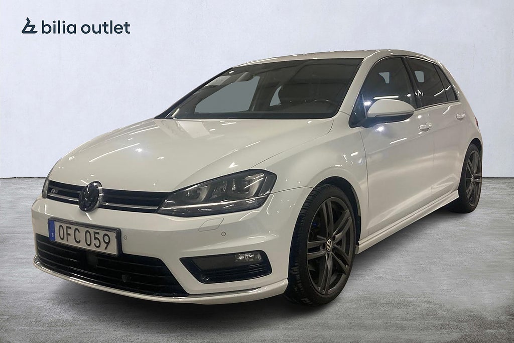 Volkswagen Golf  1.4 TSI R-Line Plus / M-Värmare / Adaptiv farth / CarPlay
