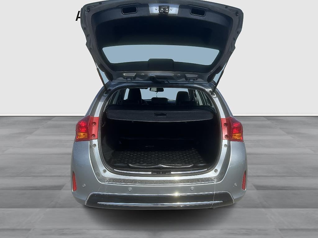 Toyota Auris 2013 - miniatyr 4