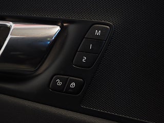 SUV Volvo XC60 20 av 23