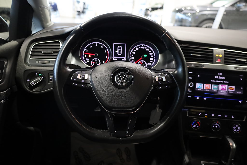Volkswagen Golf 5-dörrar 1.0 TSI AUT CarPlay Blåtand 2017