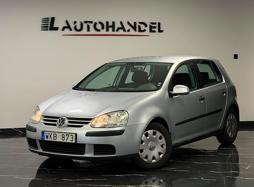 Volkswagen Golf 5-dörrar 1.6 TipTronic Trendline 102Hk