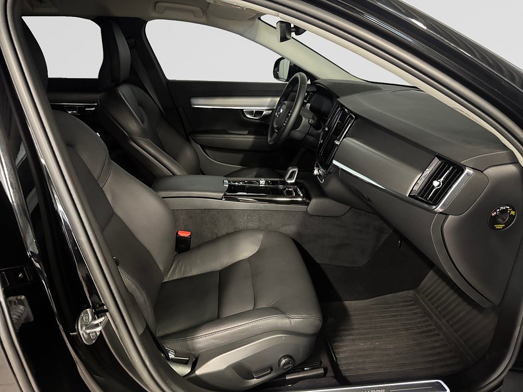Volvo V90 Recharge T6 AWD Aut Core Edition Adaptiv fart Helskinn bild 14
