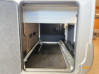 Husbil-halvintegrerad Adria CORAL SUPREME MB 670 DC 6 av 23