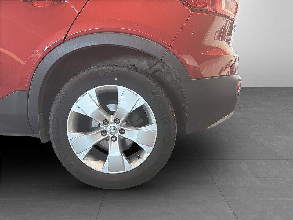 Bild på Volvo XC40 Momentum Advanced T2 129hk Aut RATTVÄRME