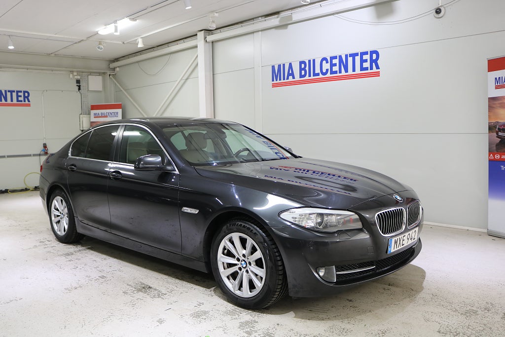BMW 525D xDrive Sedan / Parksensor / S+V Däck / Drag
