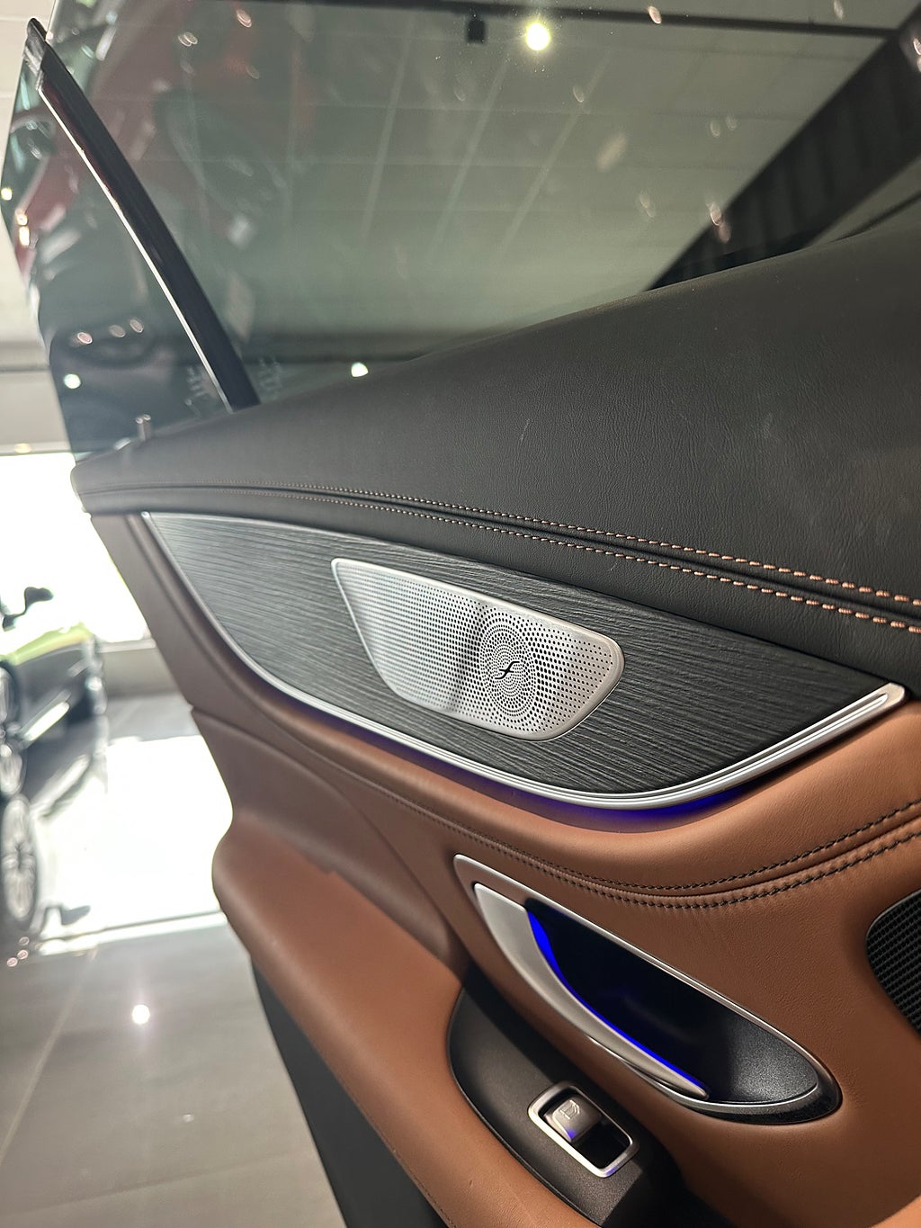 Mercedes-Benz AMG GT 4 43 4MATIC+ Krok Värmare - bild 15