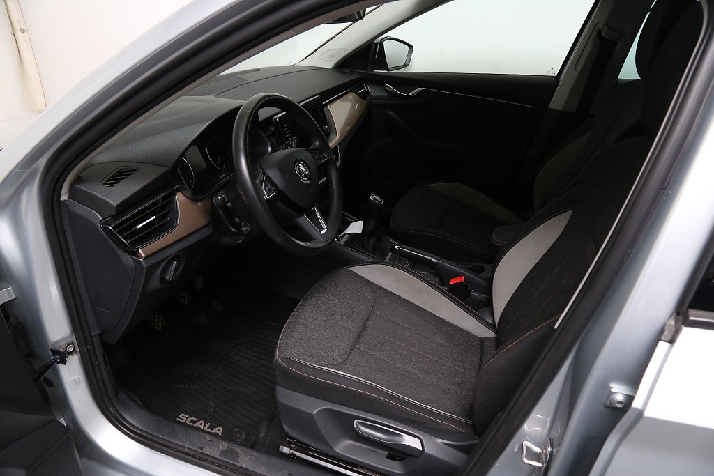 Skoda Scala 1,0 TSI 115hk Style CarPlay P-sensorer 2019