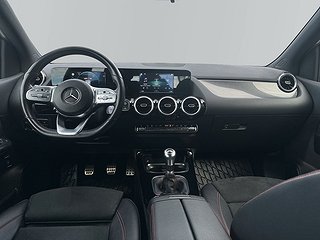 Mercedes-Benz B 180 136hk AMG S&V-däck Kamera Farthållare BT