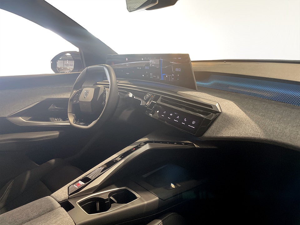 Bild på Peugeot 5008 GT Hybrid 145hk Aut 7-SITS B-KAMERA CARPLAY