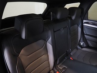 SUV Volkswagen Touareg 13 av 27
