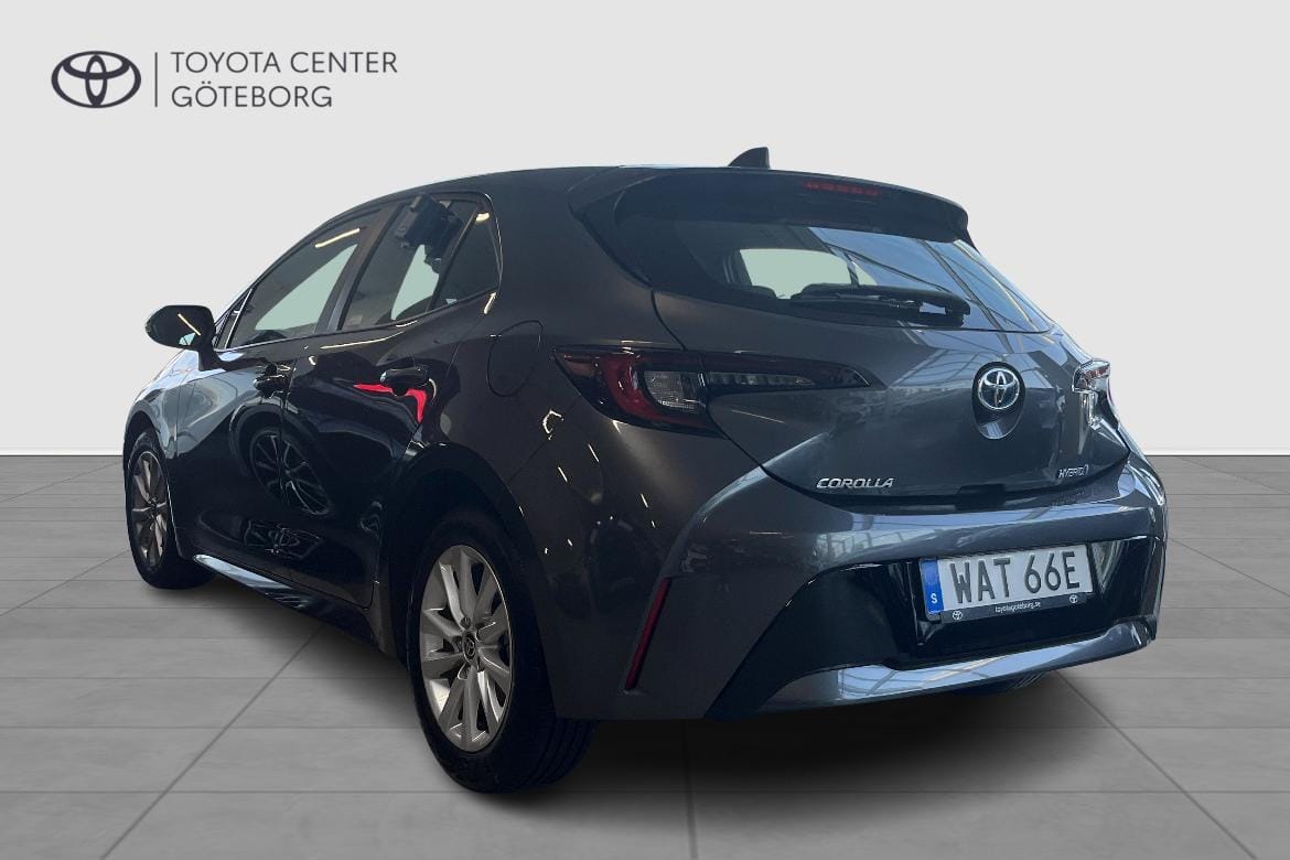 Toyota Corolla 1,8 HYBRID 5D ACTIVE 2023, bild 4/10