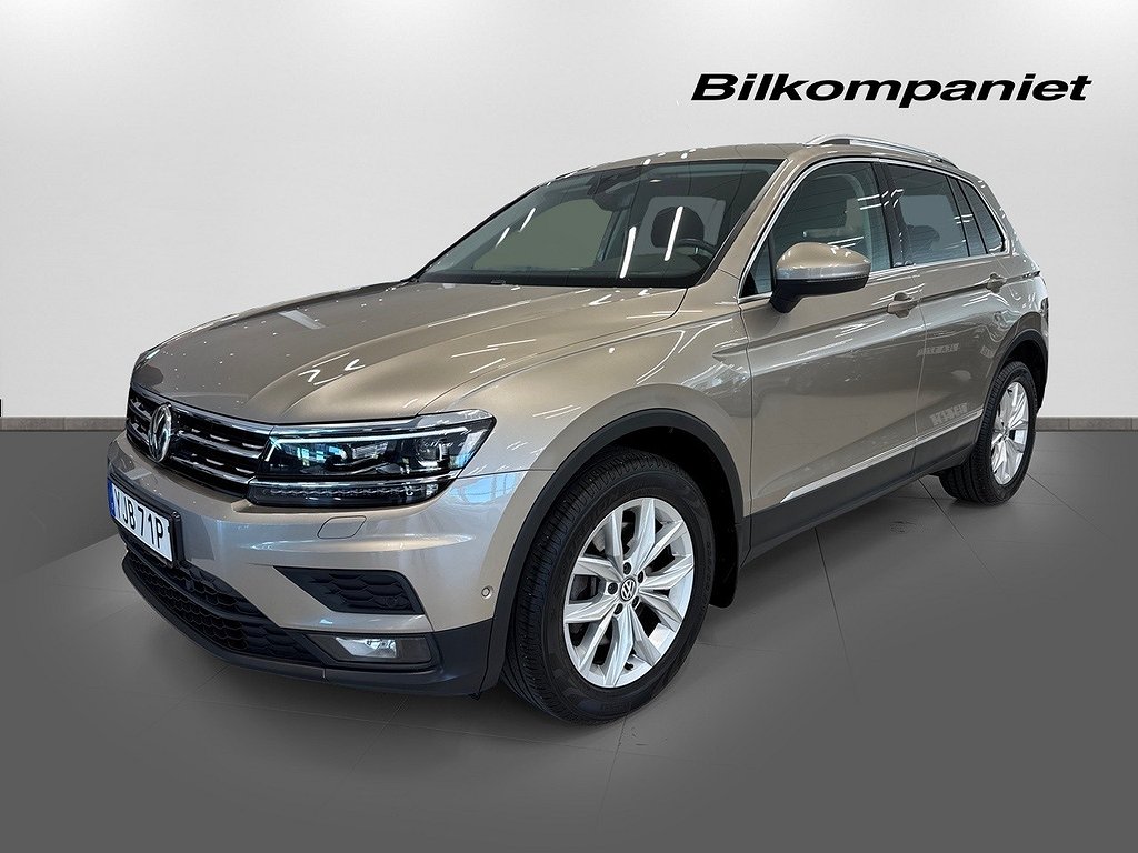 Volkswagen Tiguan 2.0 TSI 4Motion Base Executive S+V-Hjul Drag Värmare