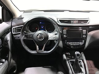 SUV Nissan Qashqai 10 av 20