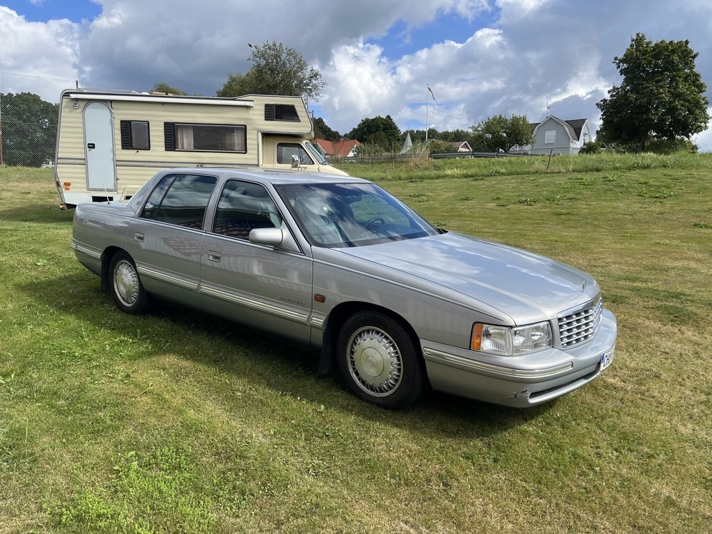 Cadillac De Ville Concours 1998, kuva 3/40