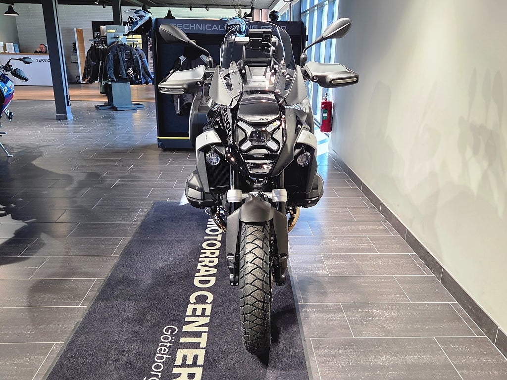 BMW R1300GS/Nu:290.295kr/Ränta 3,45%/Touring pack & Väskor ingår