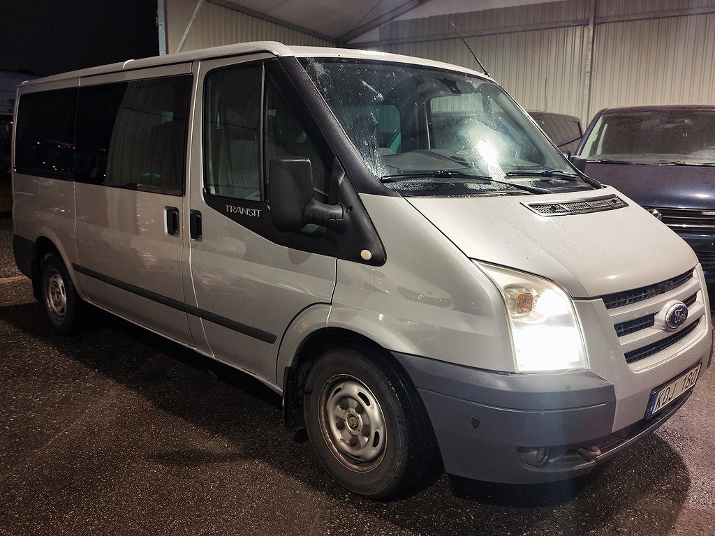 Ford Transit T300 Kombi 2.2 TDCi 9-sits *1-ägare