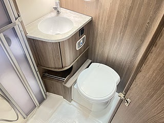 Husbil-integrerad Kabe TM I 760 LGB 23 av 31