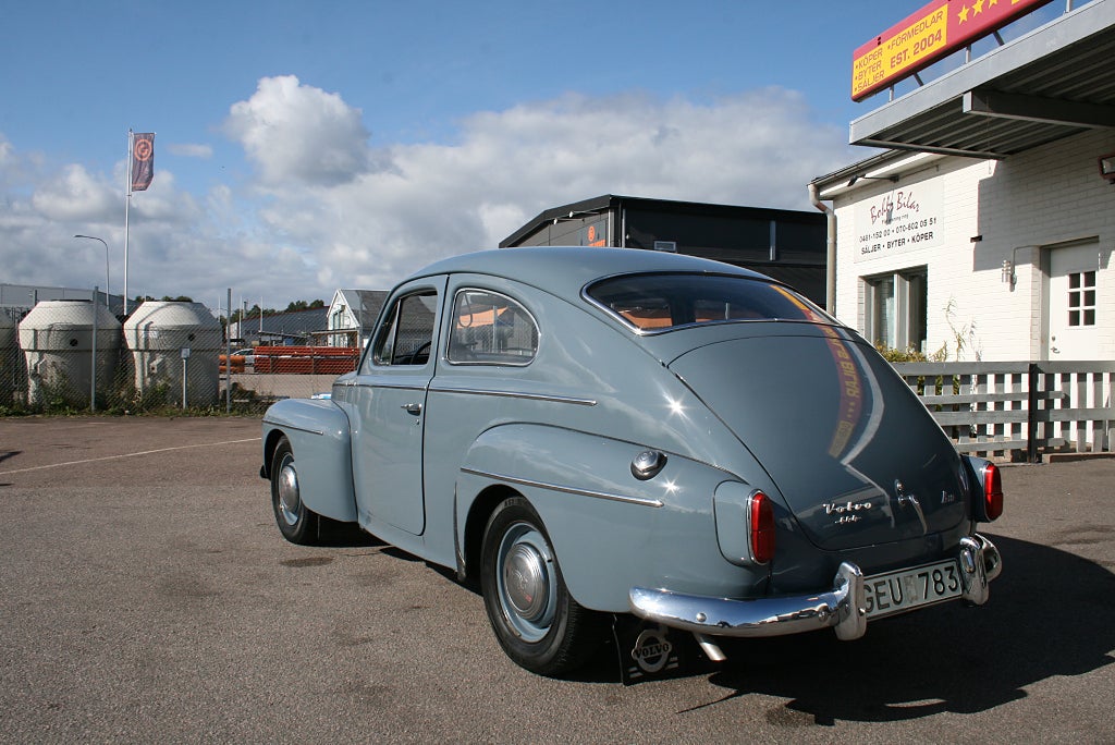 Volvo PV 544