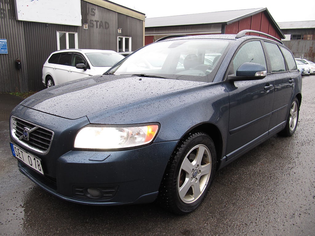 Volvo V50 2.0 D Momentum Euro 4 Xenon/Drag/6vxl/SoVHjul