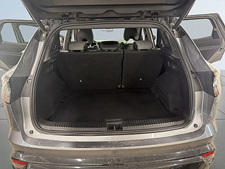 Renault Austral E-TECH MultiMode S&V-hjul/AdaptivFart/Pano/Kamera/Drag – bild 12