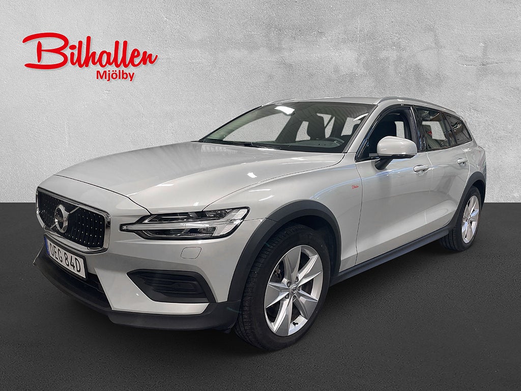 Volvo V60 Cross Country B4 AWD Geartronic 194 hk