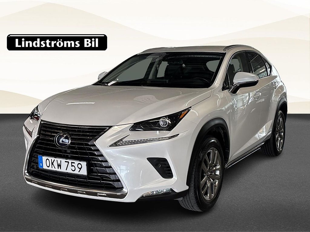 Lexus NX 300h AWD Executive Sommar/Vinterhjul