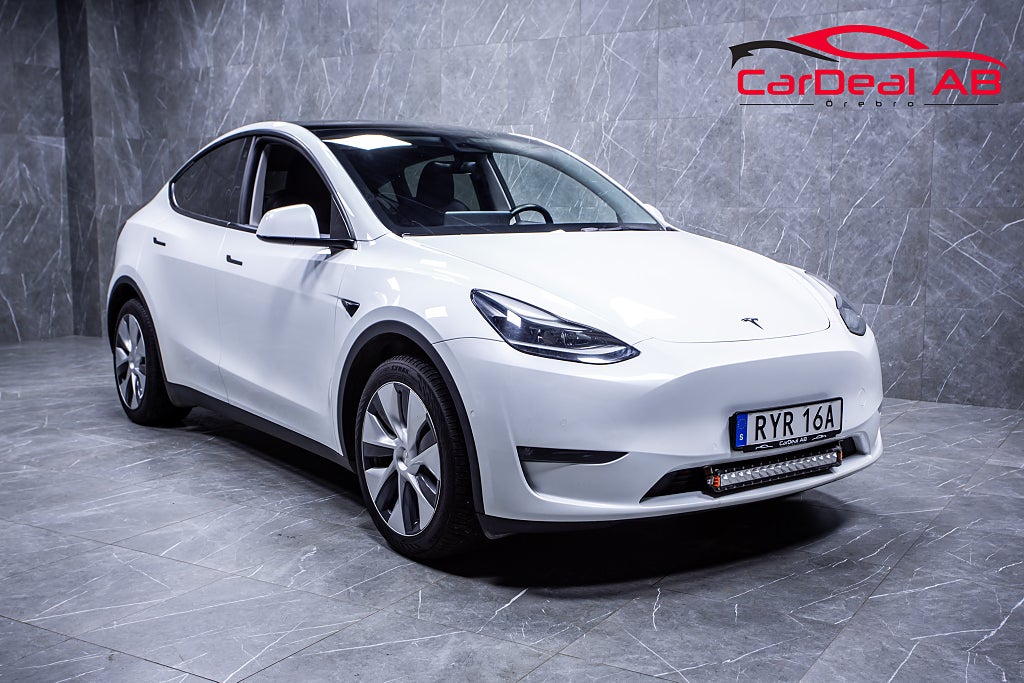 Tesla Model Y Long Range AWD 514hk Drag LED-ramp Värmepump