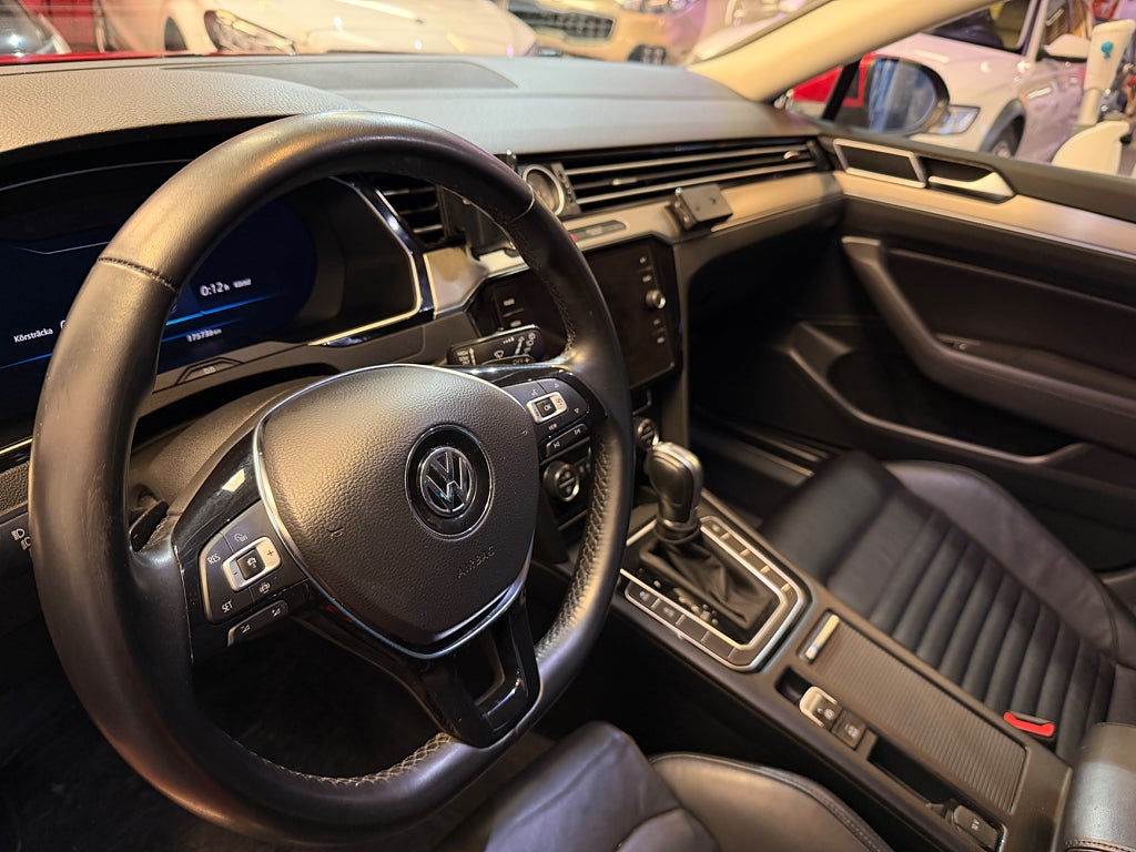 Volkswagen Passat 2019 - miniatyr 11