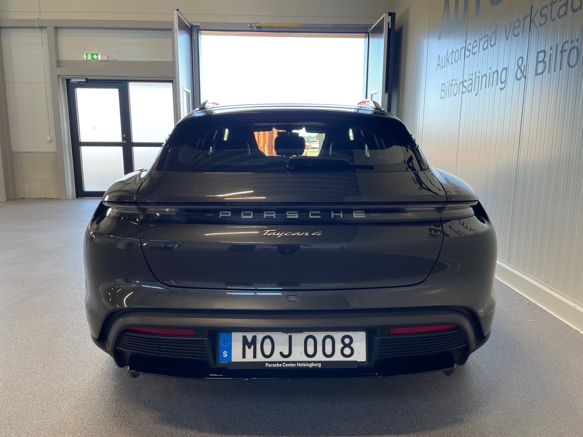 Porsche Taycan 4 Cross Turismo 2023, kuva 5/38