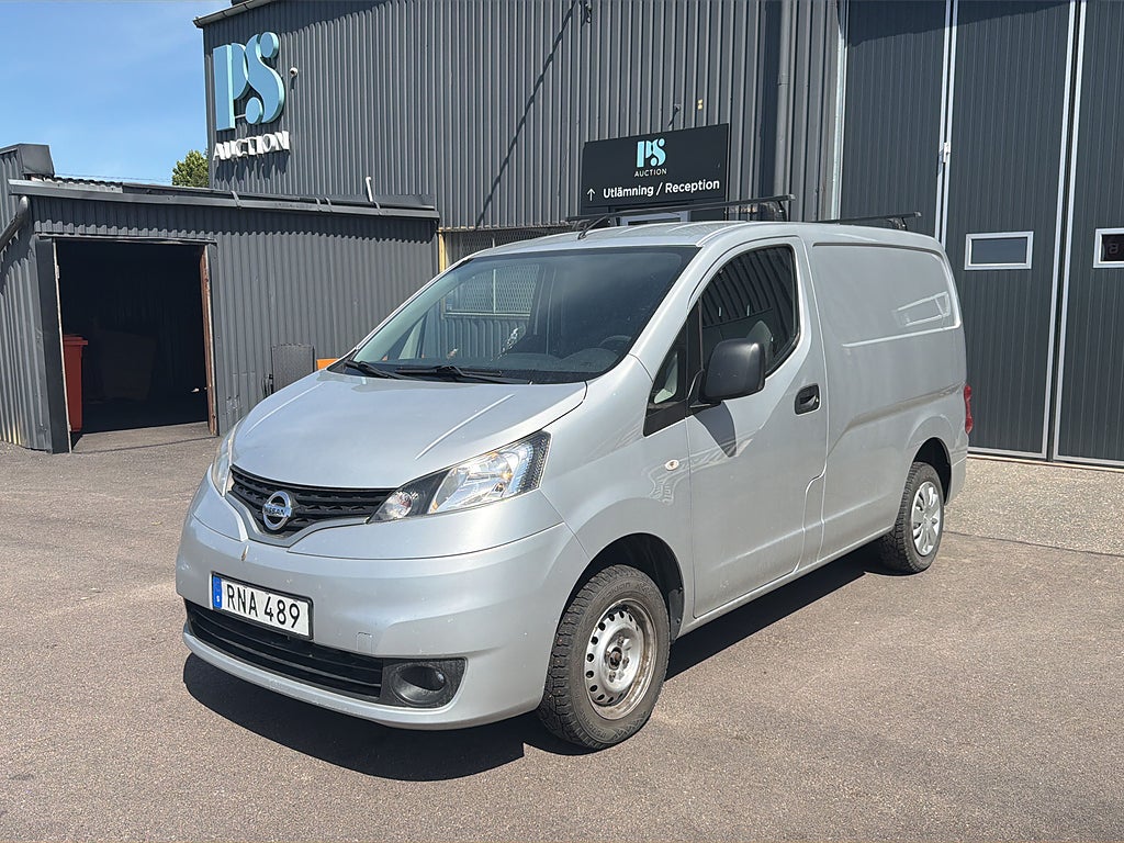 Nissan NV200 Van