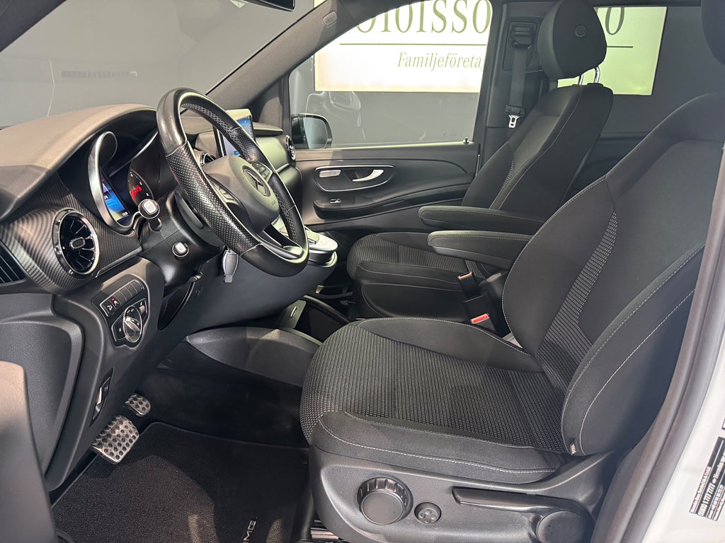 Mercedes-Benz V 300 d 4Matic Lång AMG Värmare Drag Distronic - bild 4