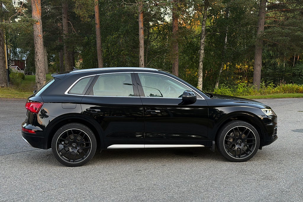 Audi Q5 40 TDI quattro S Tronic Proline|Drag|Värmare|CarPlay