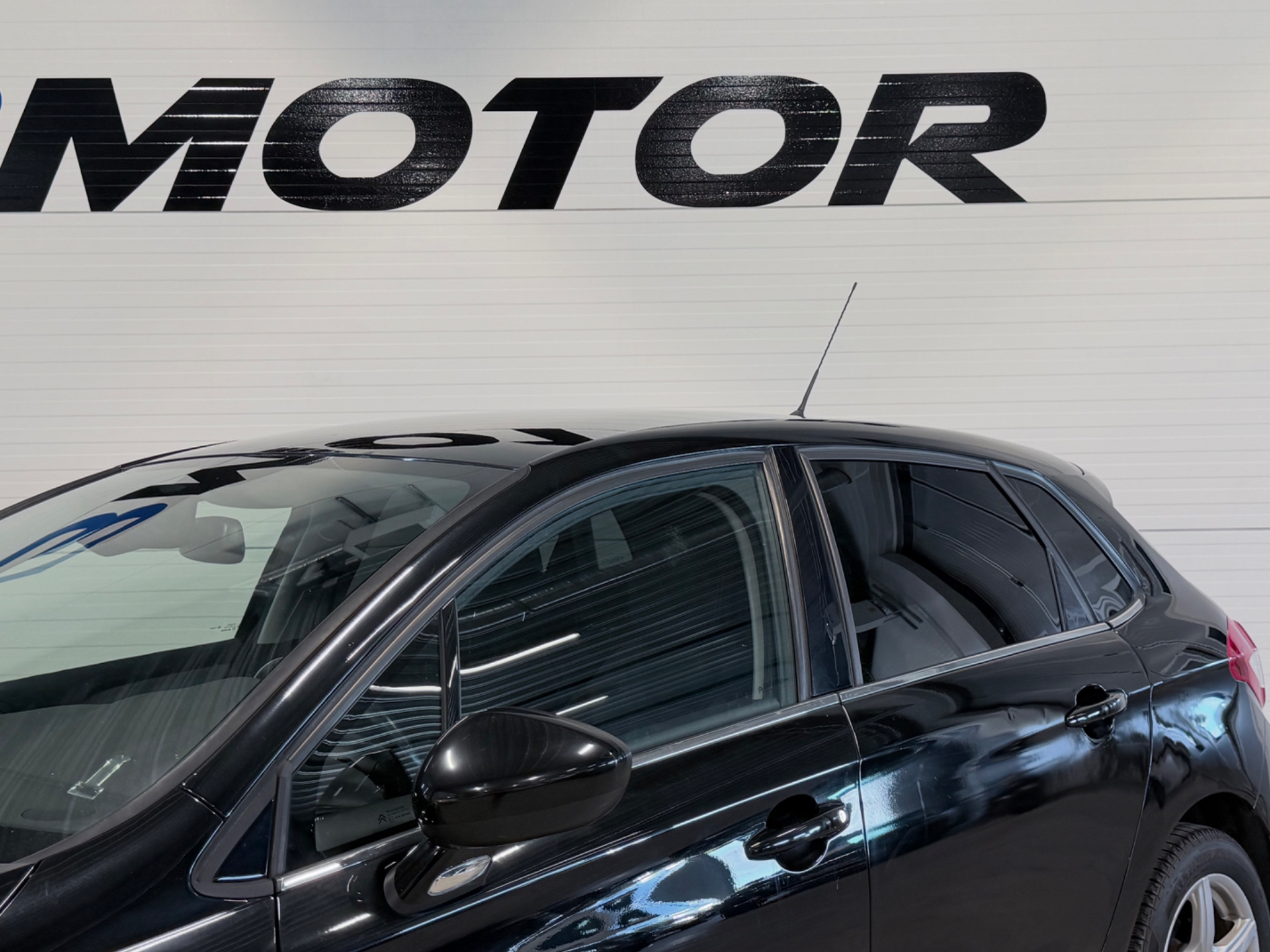 Citroen C4 1.6 e-HDi Airdream Automat 2011, kuva 5/10