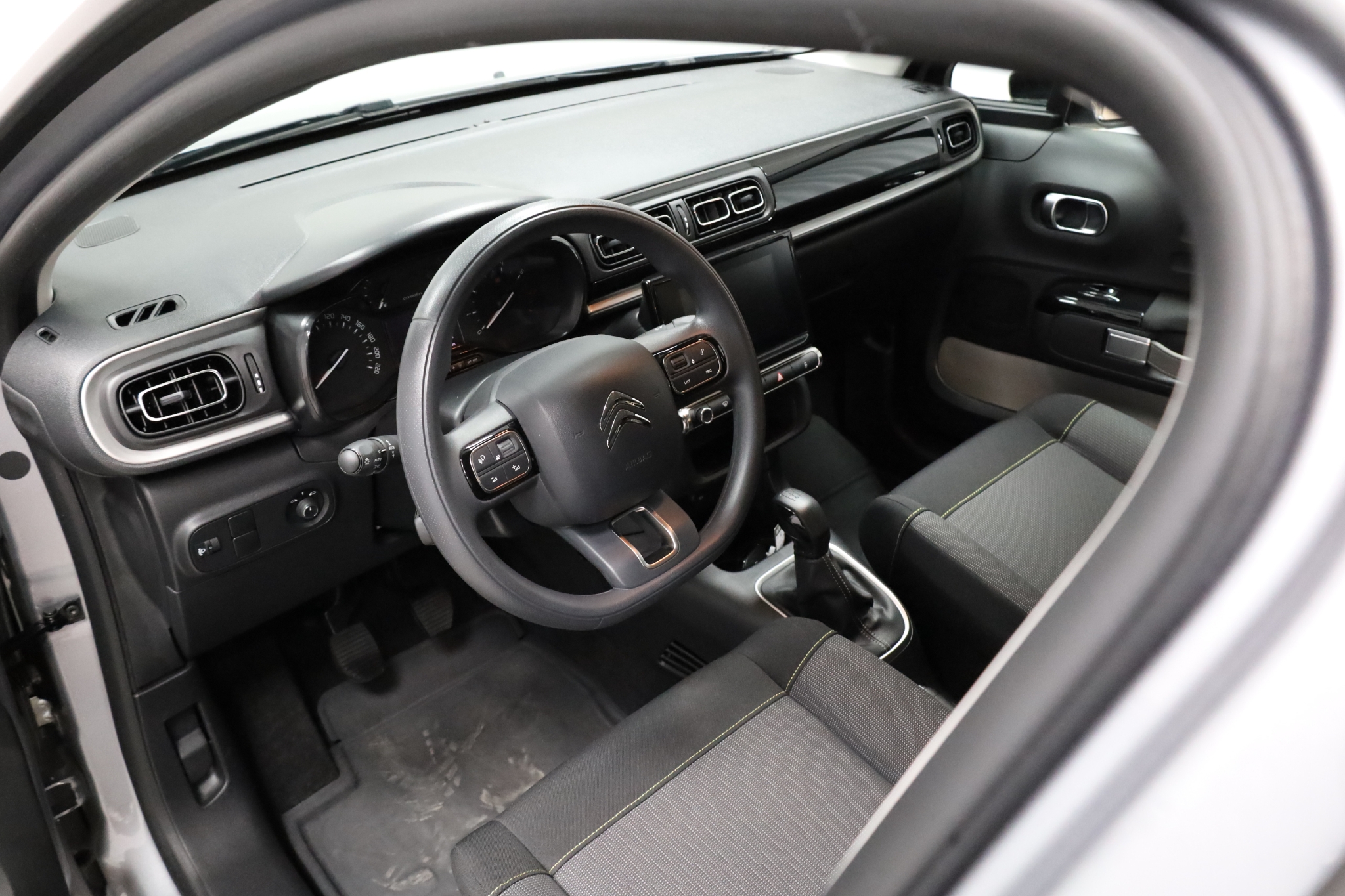 Citroen C3 1.2 PureTech 83 Shine 2021, kuva 6/10