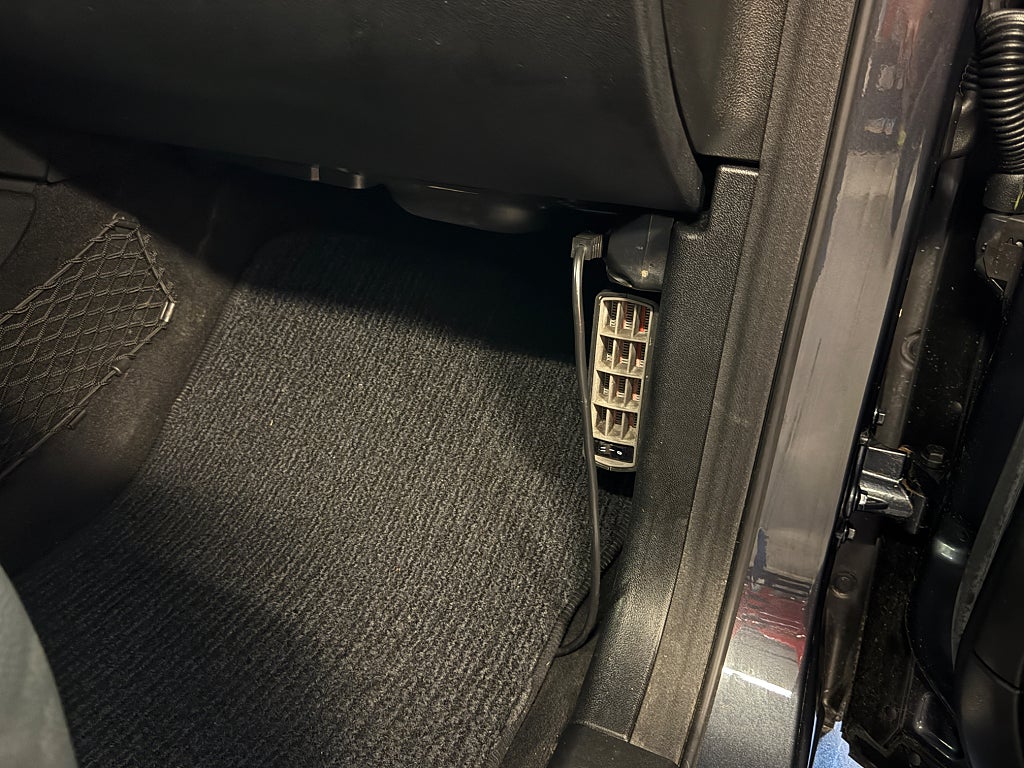 Mercedes-Benz ML 2010 - miniatyr 24