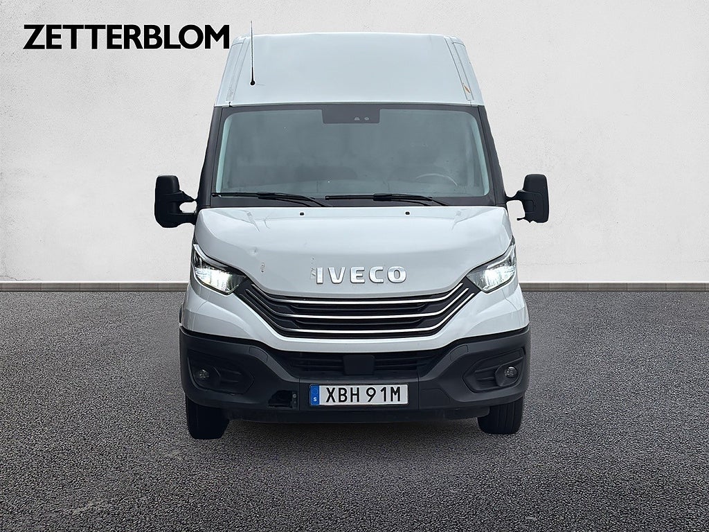 Transportbil - Skåp Iveco Daily 5 av 13