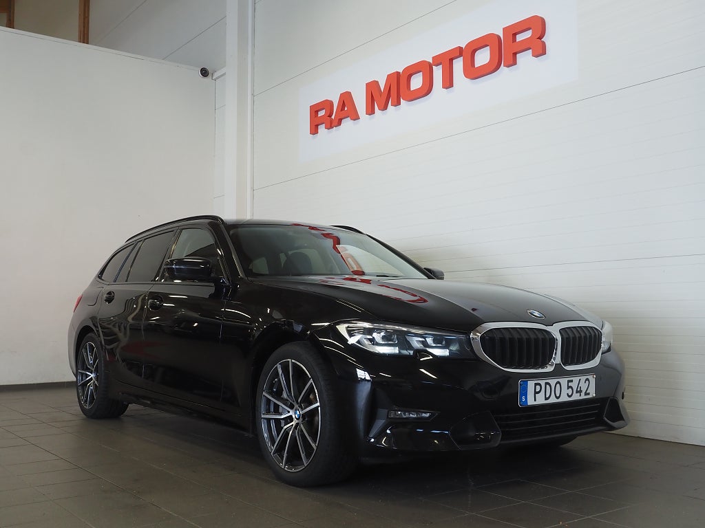 BMW 330e Plug-in Touring 292hk Sport Line | Drag | Navi |
