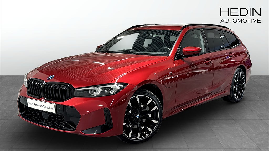 BMW 330e xDrive Touring  M-Sport / Drag / Adaptiv farthållare / 19"
