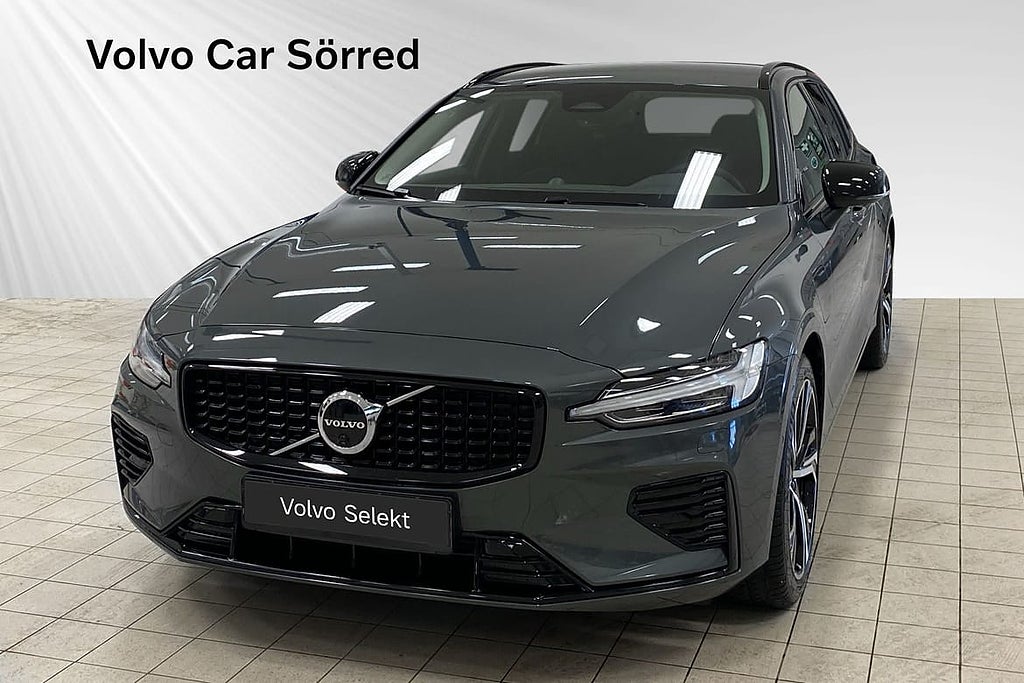 Volvo V60 T8 Plus Dark Nordic Edition