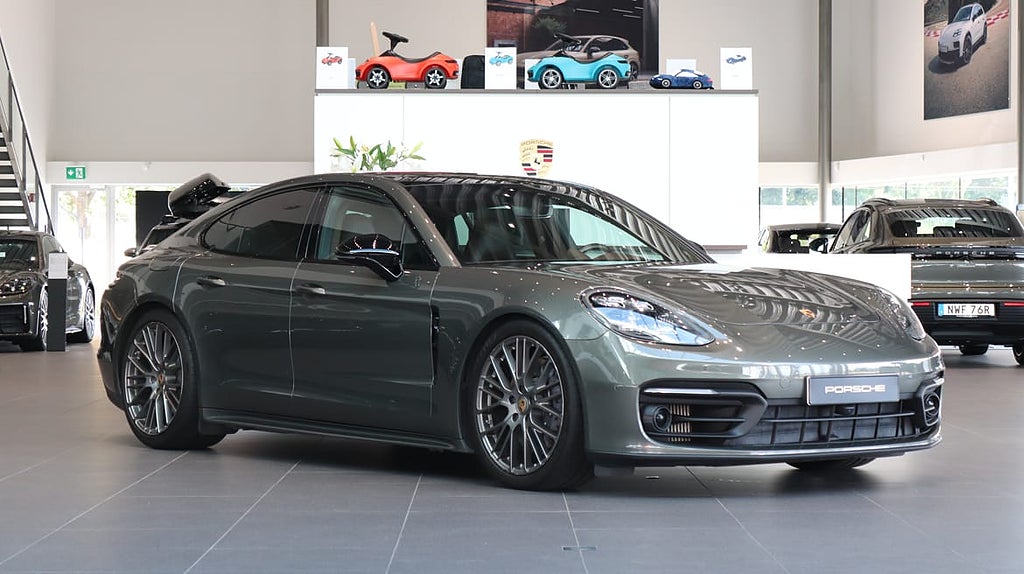 Porsche Panamera 4 E-hybrid Platinum Edition 462 hk