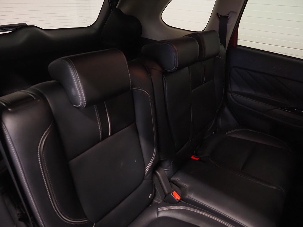 Mitsubishi Outlander PHEV 203hk Business 360º Skinn Drag 2018