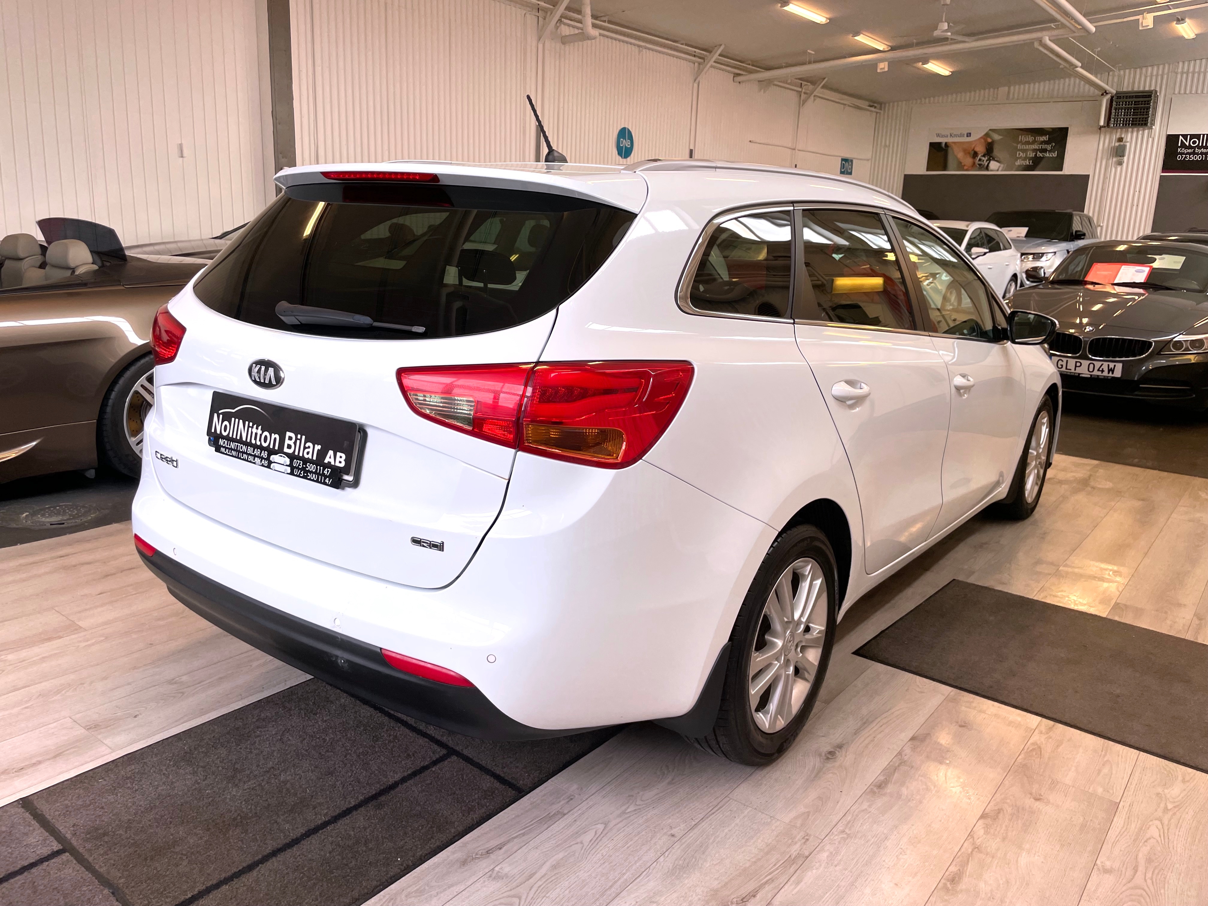 Kia Ceed cee'd_sw 1.6 CRDi 2014, bild 6/39