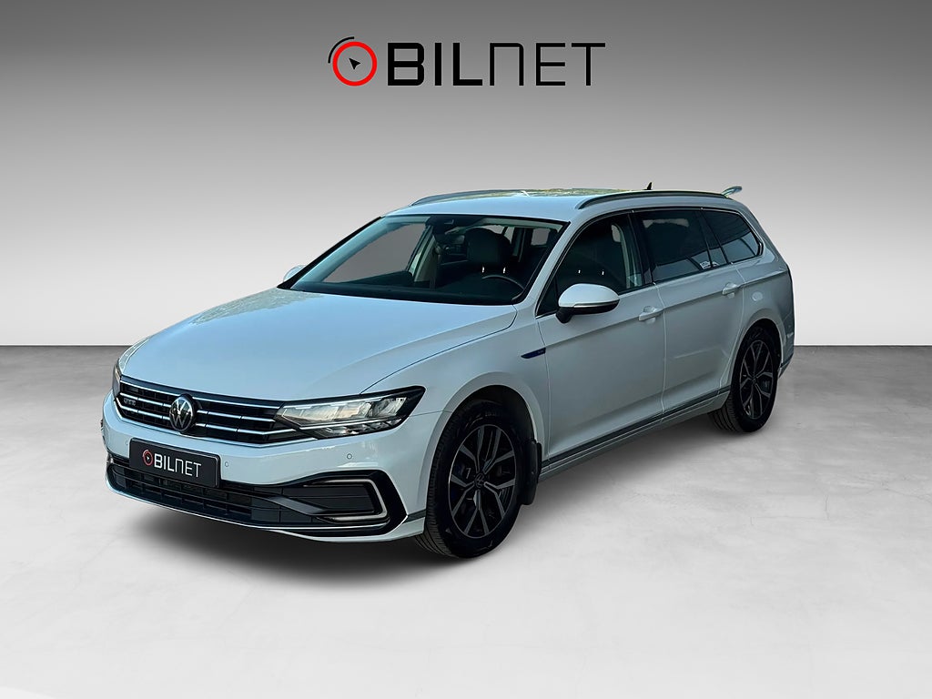 Volkswagen Passat Sportscombi GTE 1.4 TSI Plug-In LED Kamera Värmare